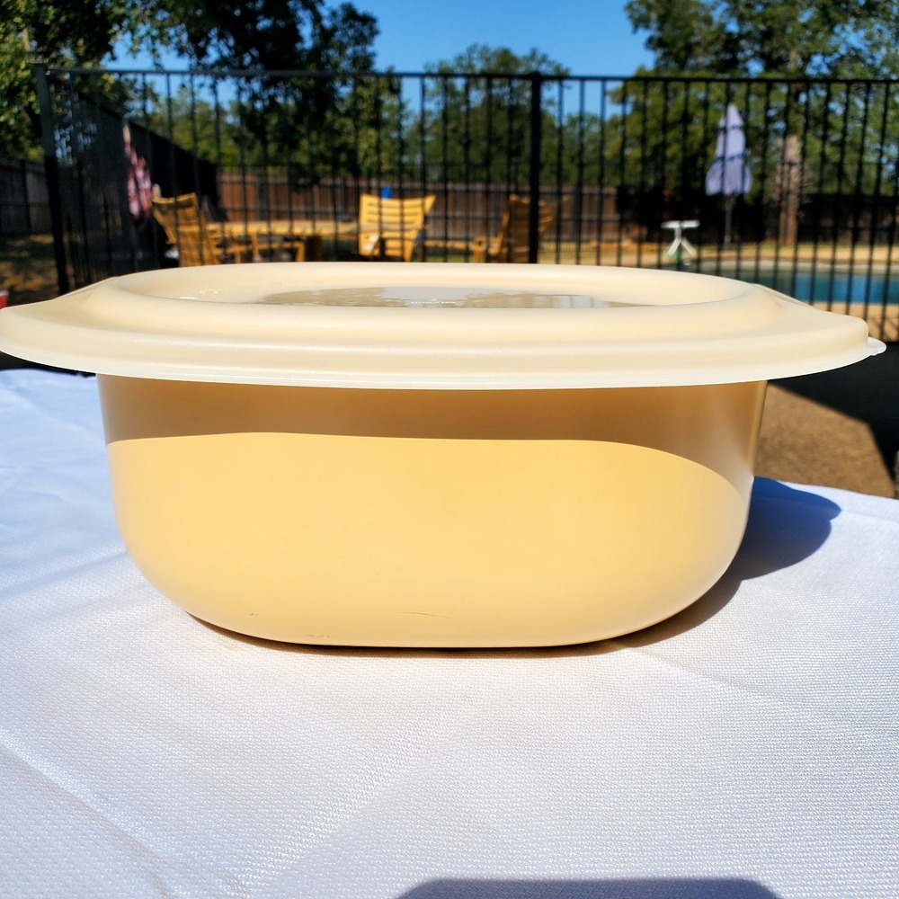 VINTAGE TUPPERWARE‎ OVENWORKS 2 QT CASSEROLE SET-NEW!